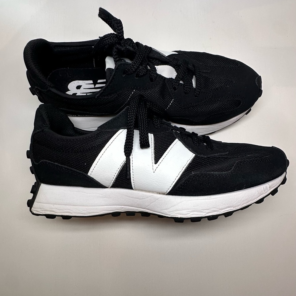 327 New Balance in Black & White